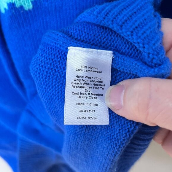 Talbots Petites Blue Fair Isle Cardigan Sweater Lp 70% Nylon 30%‎ Lambswool - Picture 3 of 5